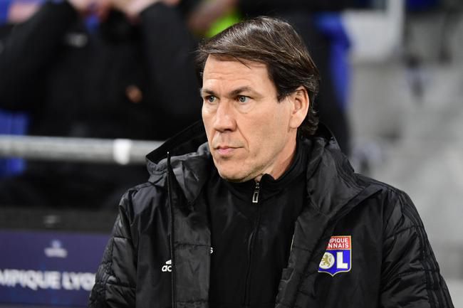 伊人焦久