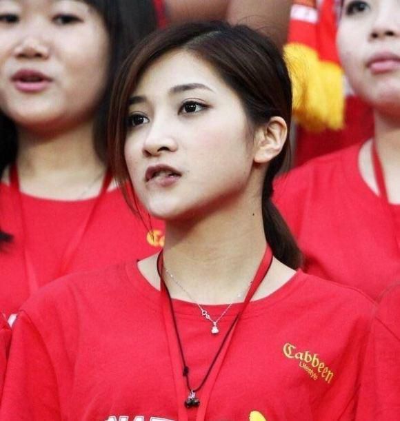 荫蒂被男人添的好舒服