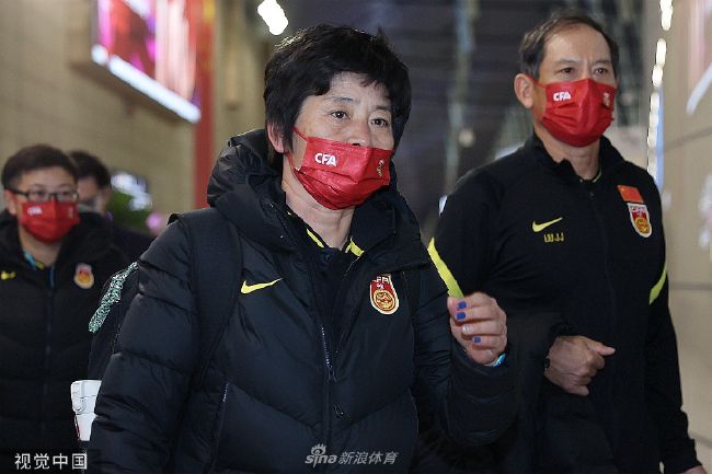 和粗大男人做爰过程